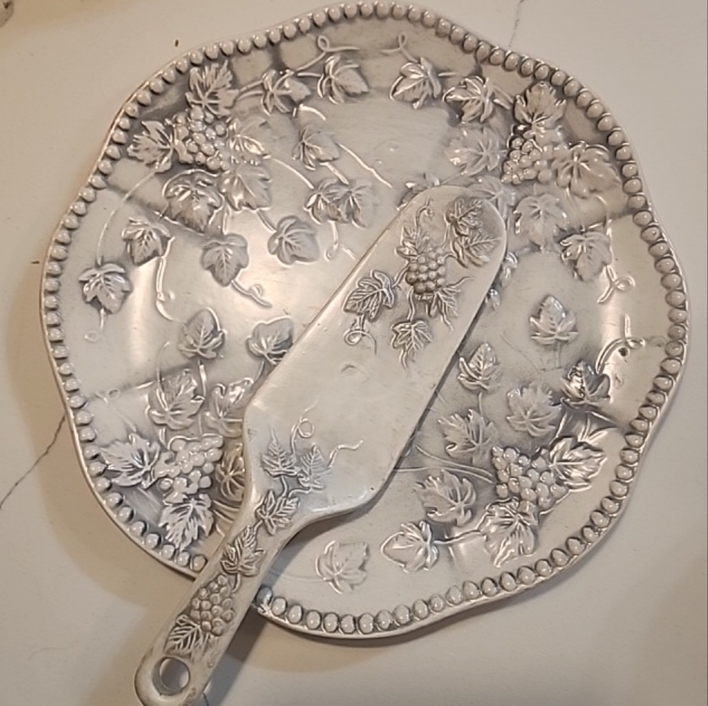 Cake Dessert Plate & Server Vintage Porcelain Raised Grapes Pattern